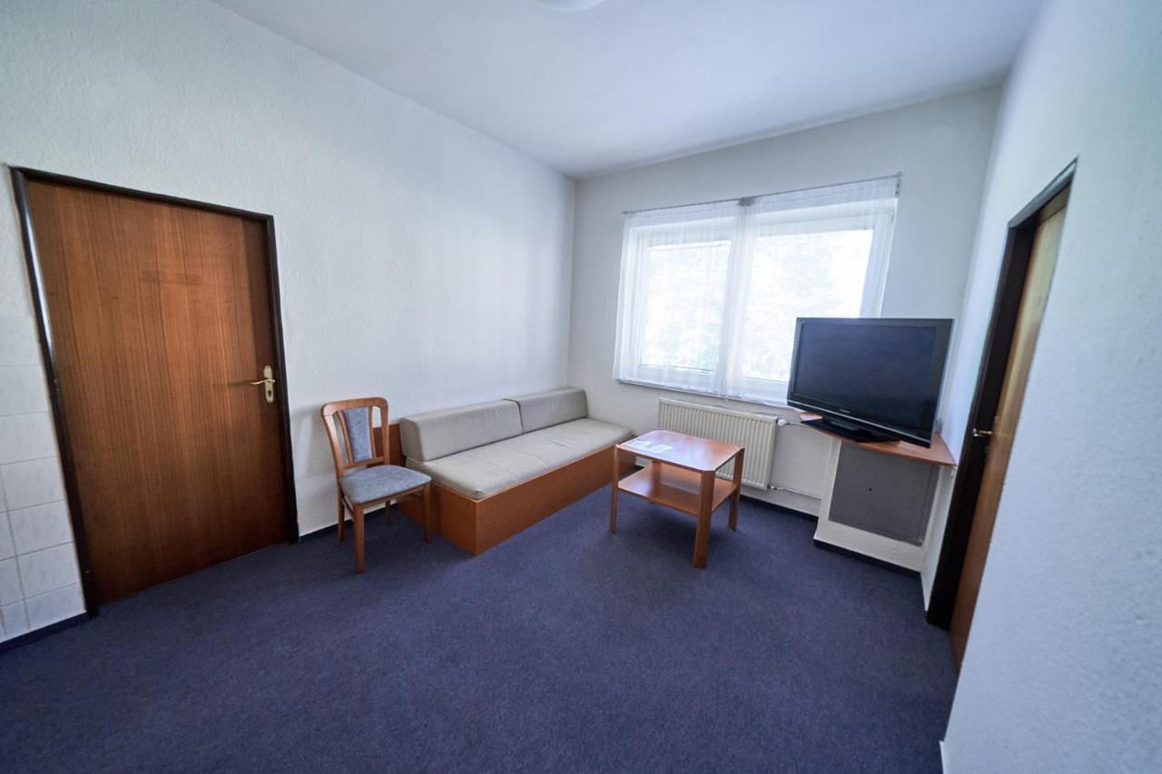 Standard Apartment,993126511:JPEG